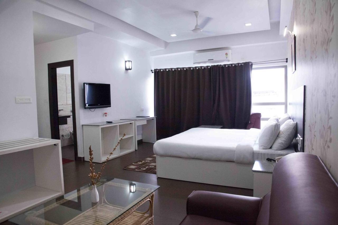 Hotel Central Park Siliguri Værelse billede