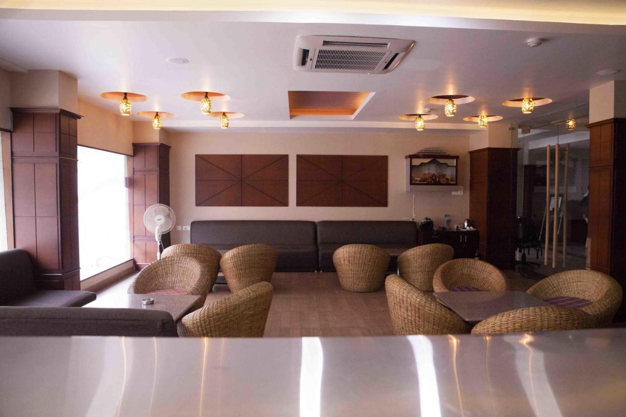 Hotel Central Park Siliguri Eksteriør billede