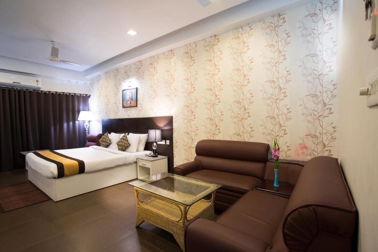 Hotel Central Park Siliguri Eksteriør billede