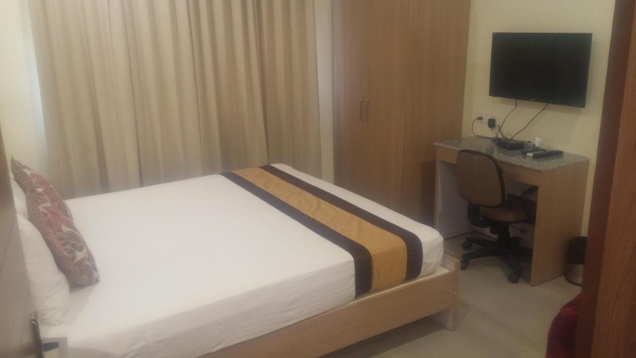 Hotel Central Park Siliguri Eksteriør billede